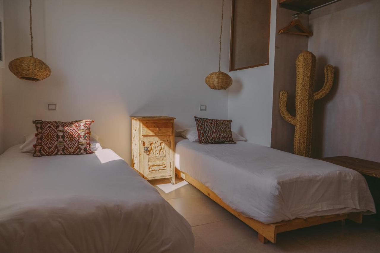 Blue Waves Surf House Gasthuis 3*